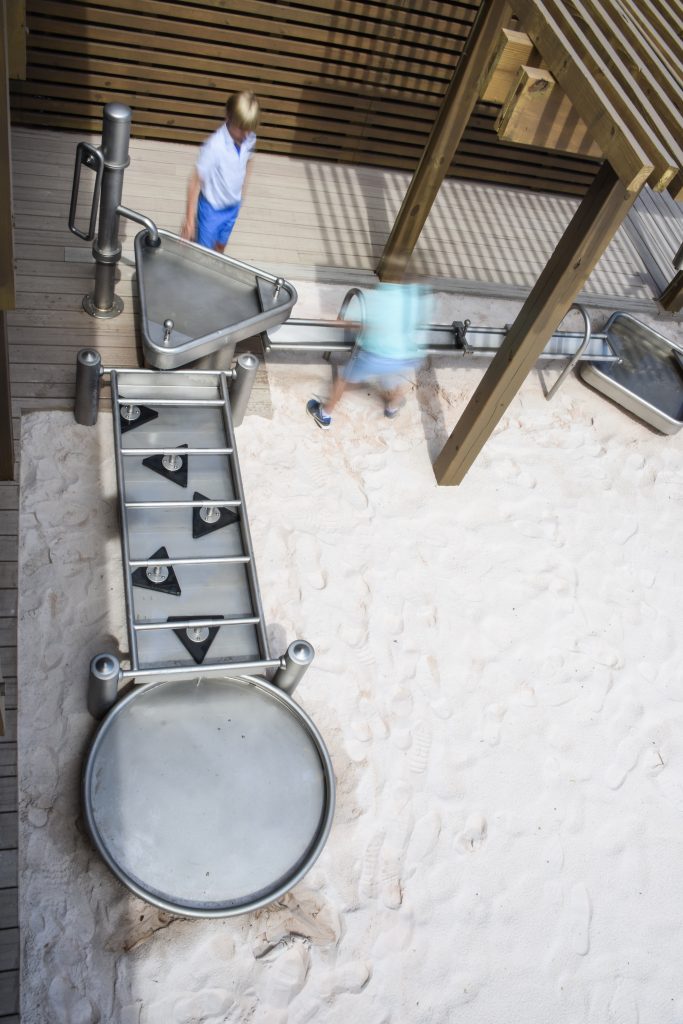 Photo credit: Sasaki