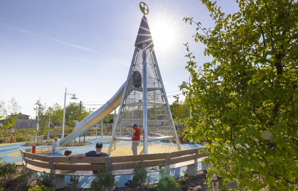Goric's Towering Pyramid Gives Garvies Point a Signature Playground
