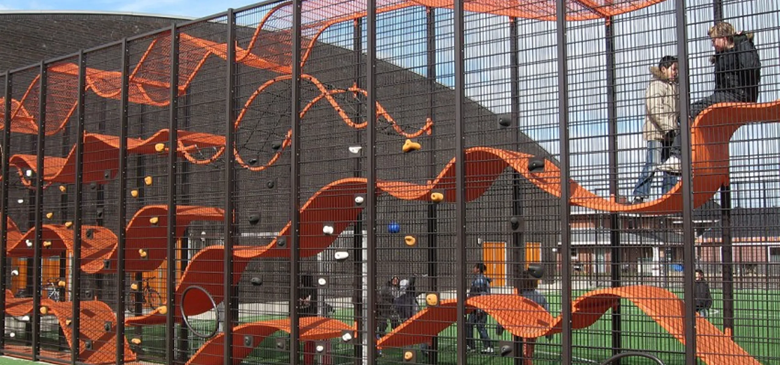 goric_wall-holla-amsterdam_header