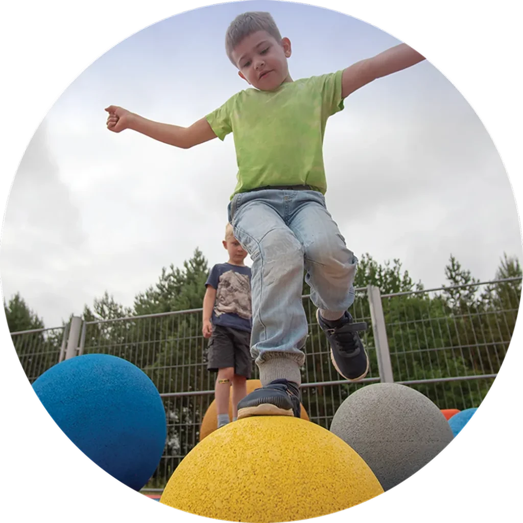 Surfaces & Accessories